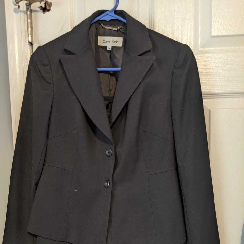 Calvin Klein 2 Piece Suit
